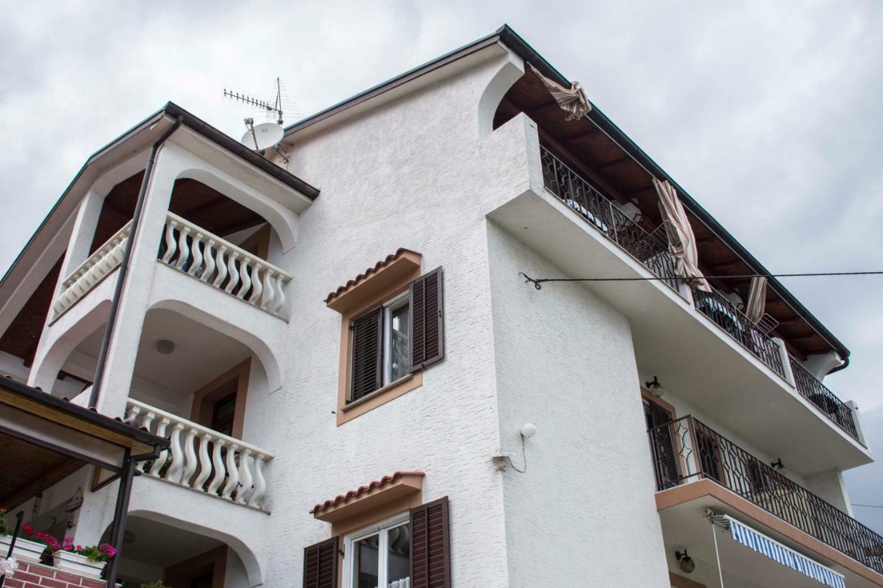 Guest House Ivo Lovran Luaran gambar