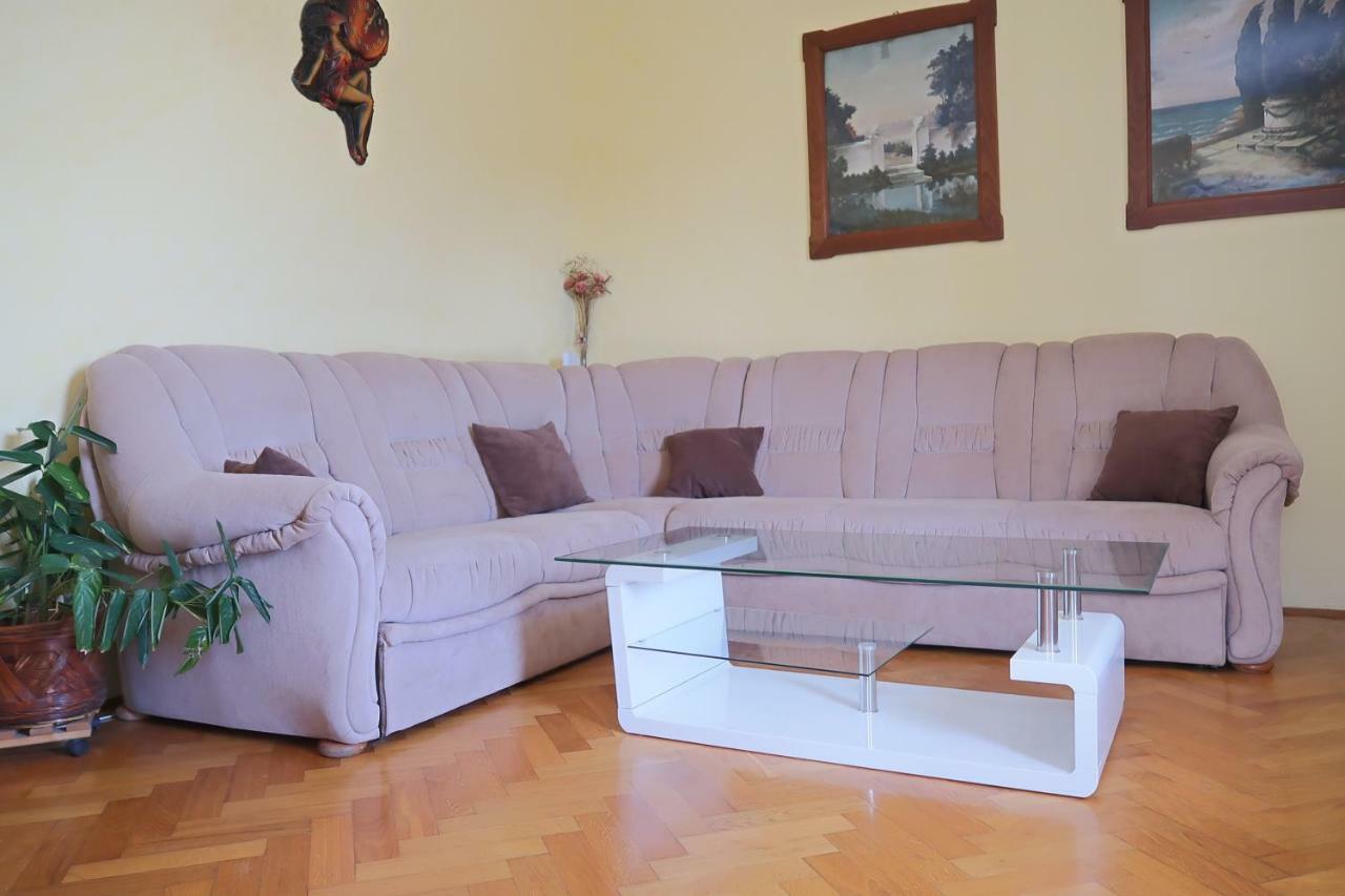 Guest House Ivo Lovran Luaran gambar