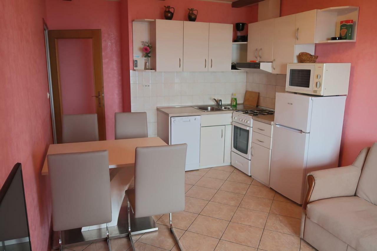 Guest House Ivo Lovran Luaran gambar